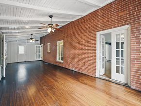 2335 W Rosedale Street S, Fort Worth Texas 76110