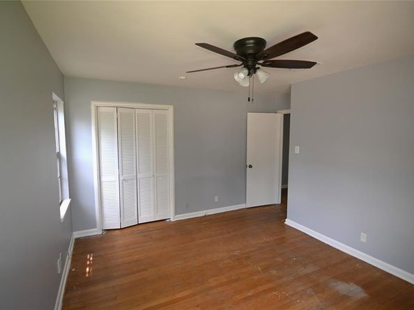 1916  Tierney Road , Fort Worth Texas 76112