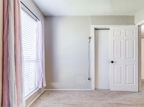 2308  Foxglen Court , Fort Worth Texas 76131