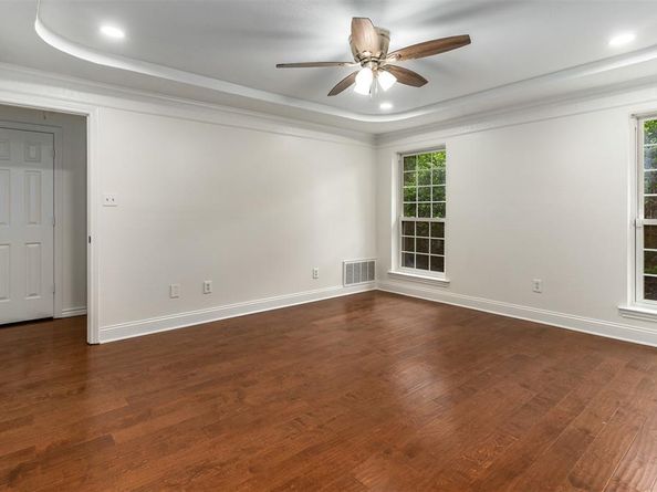 265  Village Tree Drive , Highland Village Texas 75077