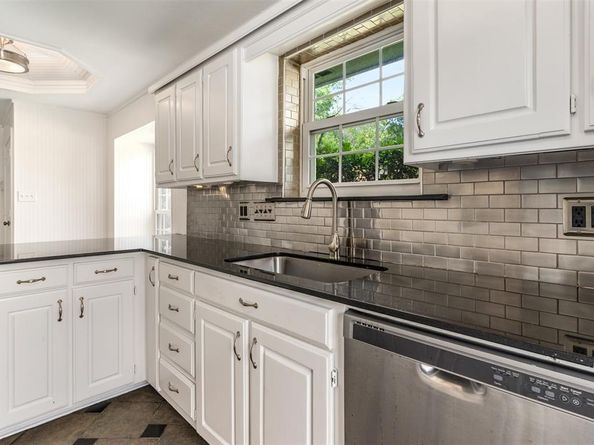 265  Village Tree Drive , Highland Village Texas 75077