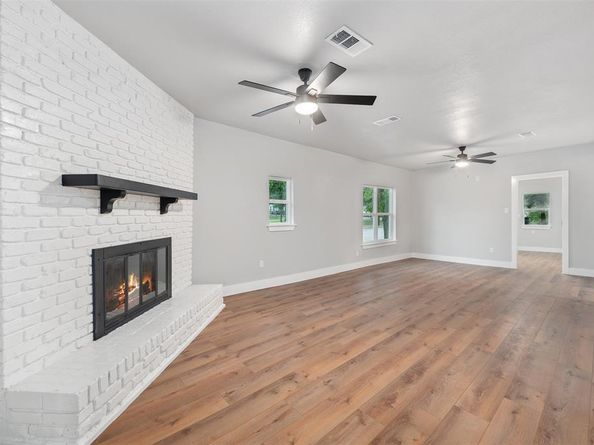 2901  Malcolm Street , Fort Worth Texas 76112