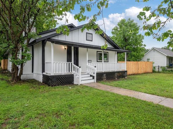 2901  Malcolm Street , Fort Worth Texas 76112