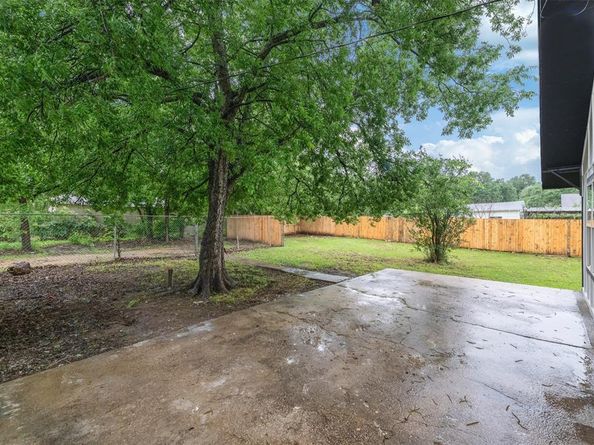 2901  Malcolm Street , Fort Worth Texas 76112