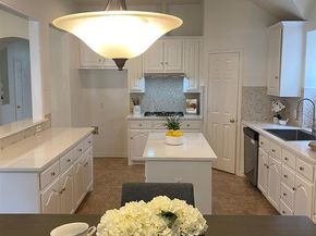 9421  Vista Circle , Irving Texas 75063
