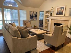 9421  Vista Circle , Irving Texas 75063