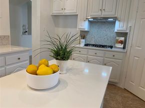 9421  Vista Circle , Irving Texas 75063
