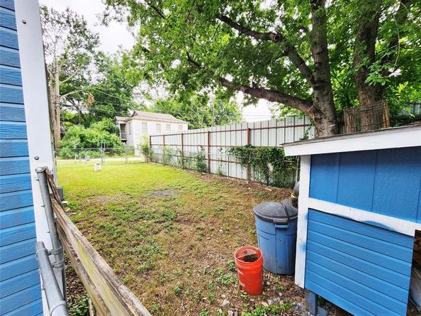 2908  Wilkinson Avenue , Fort Worth Texas 76103