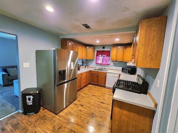 2908  Wilkinson Avenue , Fort Worth Texas 76103