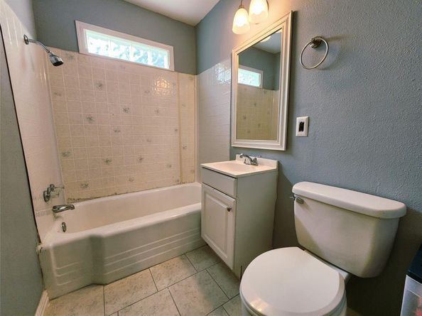 2908  Wilkinson Avenue , Fort Worth Texas 76103