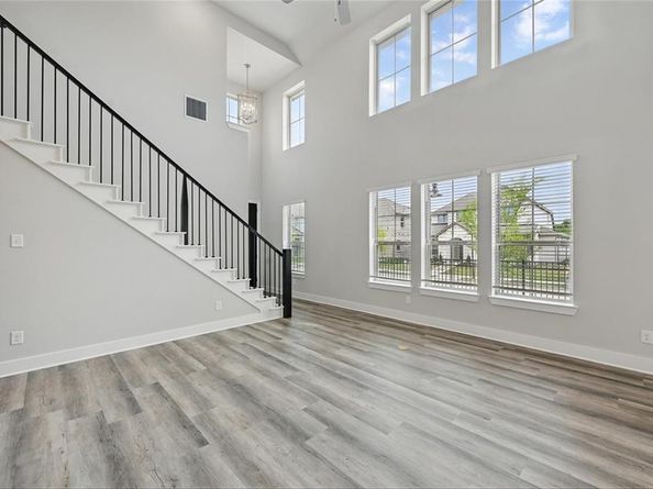 1000  Tulip Place , Crowley Texas 76036