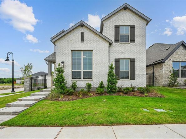 1000  Tulip Place , Crowley Texas 76036