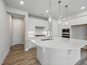 1000  Tulip Place , Crowley Texas 76036