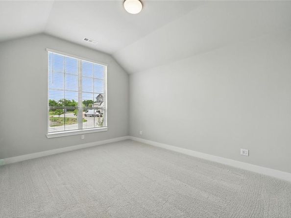 1000  Tulip Place , Crowley Texas 76036