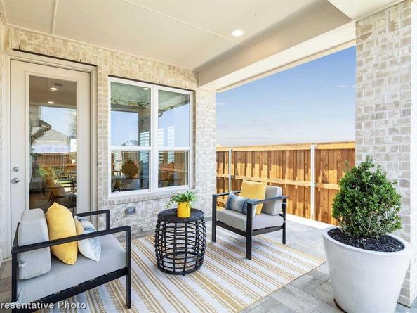 1000  Tulip Place , Crowley Texas 76036