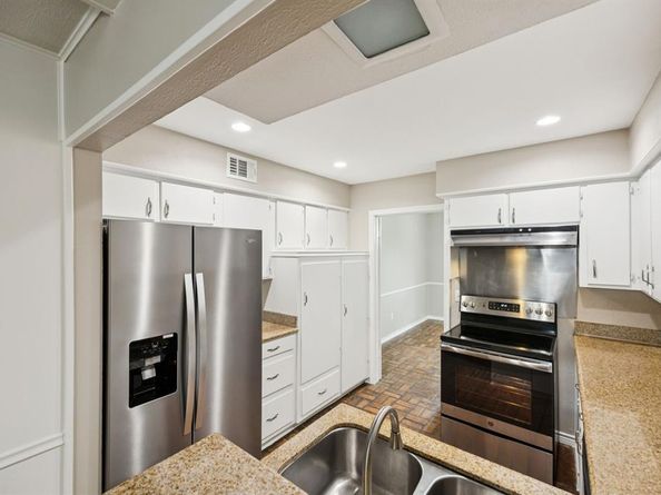 7750  Dentcrest Drive , Dallas Texas 75254