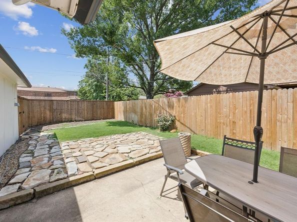 7750  Dentcrest Drive , Dallas Texas 75254
