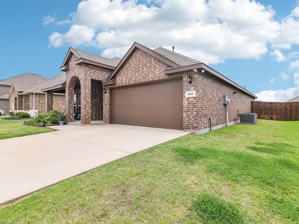 247  Carolina Trace , Fate Texas 75189