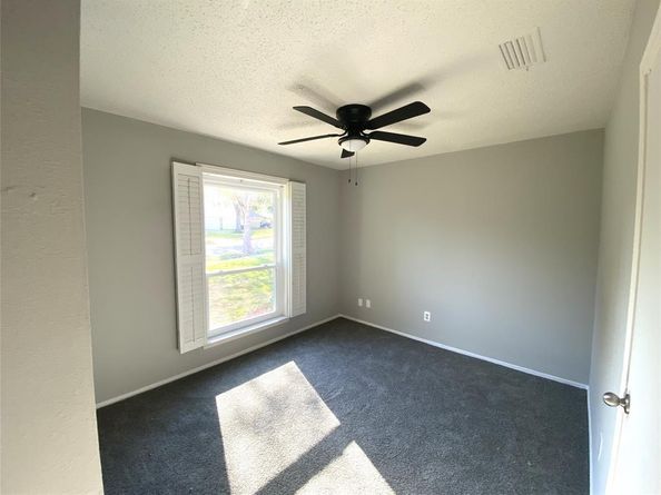 629  Granada Drive , Garland Texas 75043