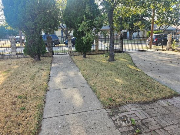 2426 S Tyler, Dallas Texas 75224