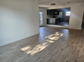 2426 S Tyler, Dallas Texas 75224