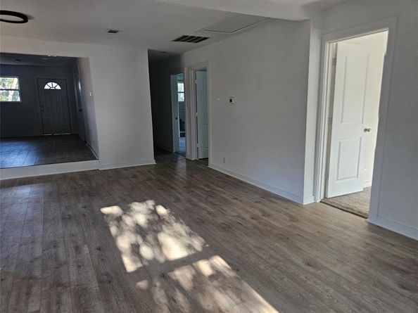 2426 S Tyler, Dallas Texas 75224