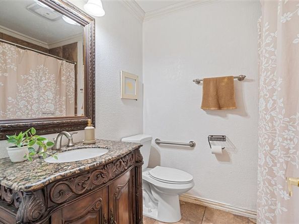 303  Hopewell Street , Grand Prairie Texas 75052