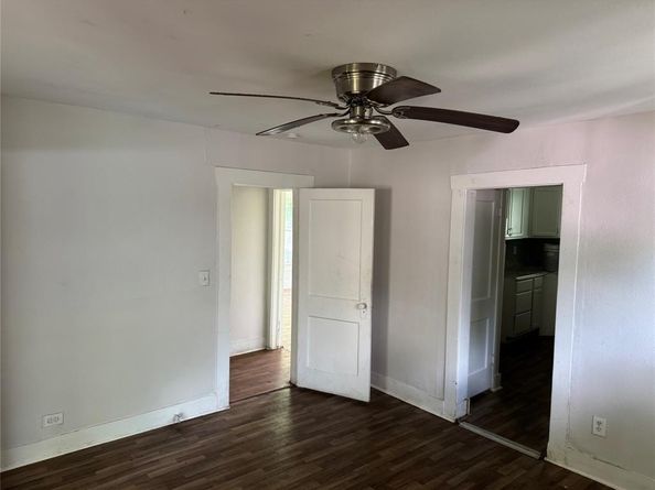 3616  Ave Avenue  N, Fort Worth Texas 76105