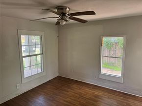3616  Ave Avenue  N, Fort Worth Texas 76105