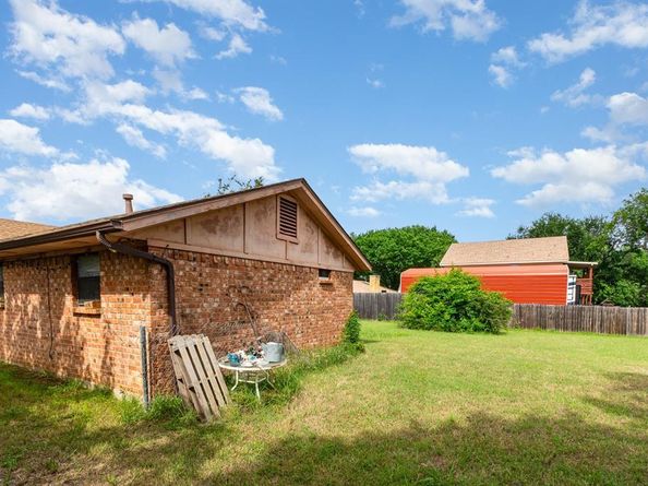107  Russell Drive , Highland Village Texas 75077
