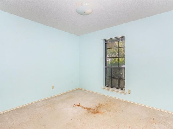 107  Russell Drive , Highland Village Texas 75077