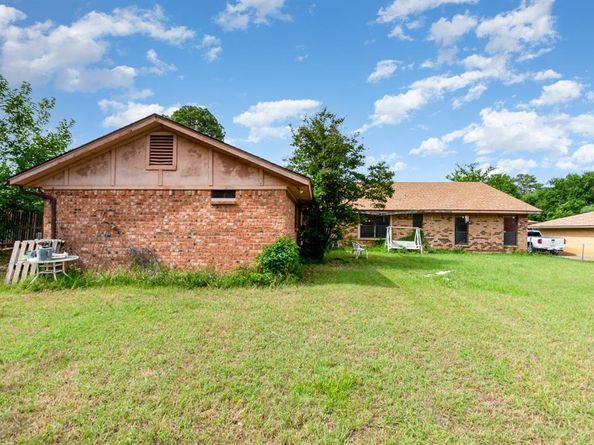 107  Russell Drive , Highland Village Texas 75077