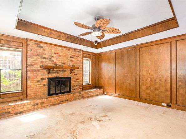 107  Russell Drive , Highland Village Texas 75077