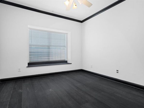 4160  Towne Green Circle , Addison Texas 75001