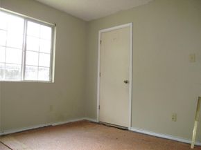 1503  Vermont Avenue , Dallas Texas 75216
