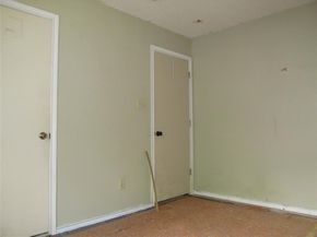 1503  Vermont Avenue , Dallas Texas 75216
