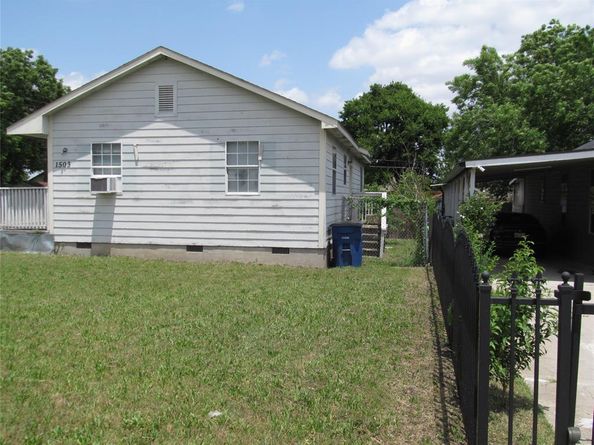 1503  Vermont Avenue , Dallas Texas 75216