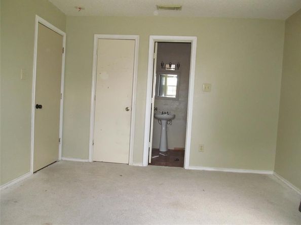 1503  Vermont Avenue , Dallas Texas 75216