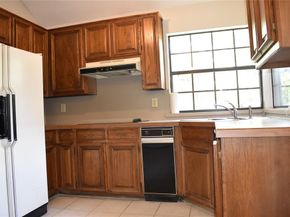 919  Liberty Court , Dallas Texas 75204