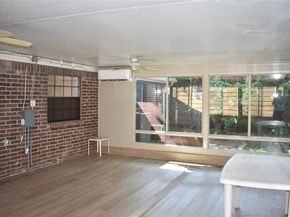 919  Liberty Court , Dallas Texas 75204