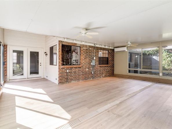 919  Liberty Court , Dallas Texas 75204