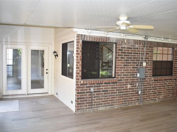 919  Liberty Court , Dallas Texas 75204