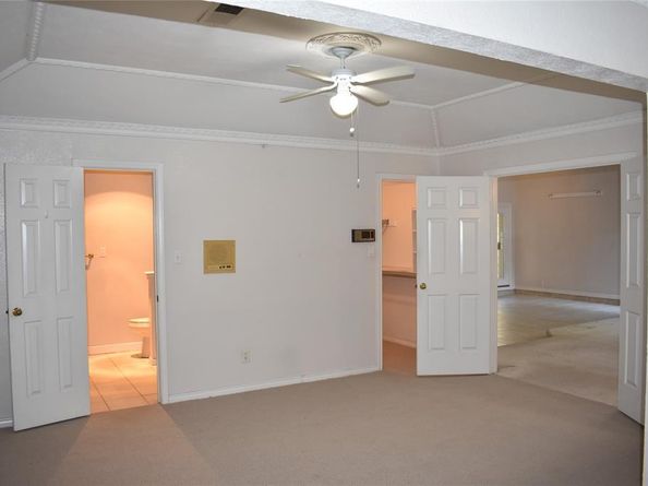919  Liberty Court , Dallas Texas 75204