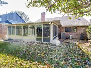 919  Liberty Court , Dallas Texas 75204