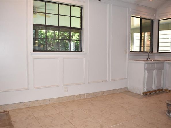 919  Liberty Court , Dallas Texas 75204
