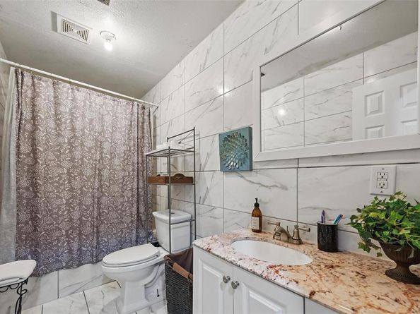 11514  Oakfield Drive , Balch Springs Texas 75180