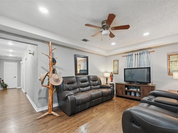 11514  Oakfield Drive , Balch Springs Texas 75180