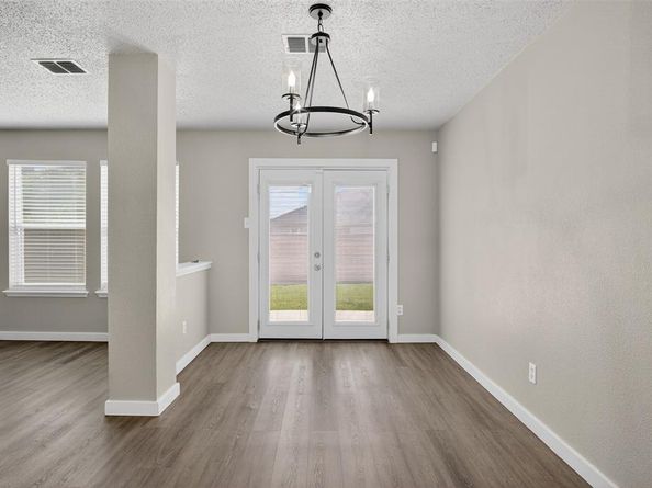 8412  Widgeon Way , Dallas Texas 75249