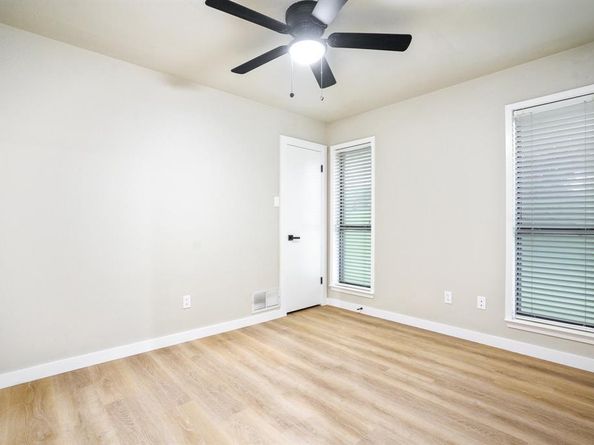 1202  Bayshore Drive , Rockwall Texas 75087