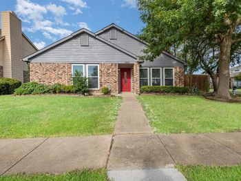 2502  Lake Valley Drive 